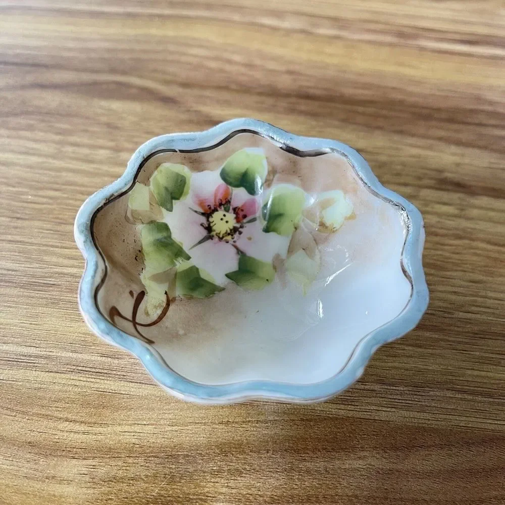 Vintage Hand Painted Footed Nippon Salt Cellar Open Salt